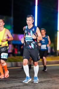 BIB: 107, 41228
                            <button type="button" onclick="openModal(15715889)" class="btn btn-primary btn-sm float-right btn-popup" data-toggle="modal" data-target=".modal-high-quality">
                        <i class="fas fa-shopping-cart"></i> Add to Cart
                    </button>
                                            <button type="button" onclick="isThisMe(15715889, true)" class="btn btn-success btn-sm float-right btn-popup btn-isme hidden" data-toggle="tooltip" data-placement="bottom" title="นี่คือรูปของคุณใช่ไหม คลิกที่นี่เพื่อเอาเข้าอัลบั้ม">
                        <i class="fas fa-plus"></i> Add to album
                    </button>
                    <button type="button" onclick="isThisMe(15715889, false)" class="btn btn-warning btn-sm float-right btn-popup btn-isnotme hidden">
                        <i class="fas fa-ban"></i> Remove from album
                    </button>