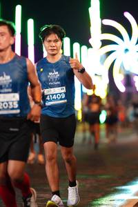 BIB: 202, 035, 41409
                            <button type="button" onclick="openModal(14548739)" class="btn btn-primary btn-sm float-right btn-popup" data-toggle="modal" data-target=".modal-high-quality">
                        <i class="fas fa-shopping-cart"></i> Add to Cart
                    </button>
                                            <button type="button" onclick="isThisMe(14548739, true)" class="btn btn-success btn-sm float-right btn-popup btn-isme hidden" data-toggle="tooltip" data-placement="bottom" title="นี่คือรูปของคุณใช่ไหม คลิกที่นี่เพื่อเอาเข้าอัลบั้ม">
                        <i class="fas fa-plus"></i> Add to album
                    </button>
                    <button type="button" onclick="isThisMe(14548739, false)" class="btn btn-warning btn-sm float-right btn-popup btn-isnotme hidden">
                        <i class="fas fa-ban"></i> Remove from album
                    </button>