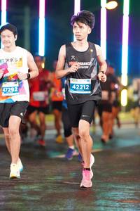 BIB: 42212, 47292
                            <button type="button" onclick="openModal(14538097)" class="btn btn-primary btn-sm float-right btn-popup" data-toggle="modal" data-target=".modal-high-quality">
                        <i class="fas fa-shopping-cart"></i> Add to Cart
                    </button>
                                            <button type="button" onclick="isThisMe(14538097, true)" class="btn btn-success btn-sm float-right btn-popup btn-isme hidden" data-toggle="tooltip" data-placement="bottom" title="นี่คือรูปของคุณใช่ไหม คลิกที่นี่เพื่อเอาเข้าอัลบั้ม">
                        <i class="fas fa-plus"></i> Add to album
                    </button>
                    <button type="button" onclick="isThisMe(14538097, false)" class="btn btn-warning btn-sm float-right btn-popup btn-isnotme hidden">
                        <i class="fas fa-ban"></i> Remove from album
                    </button>