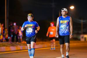 BIB: 40085, 427
                            <button type="button" onclick="openModal(15721823)" class="btn btn-primary btn-sm float-right btn-popup" data-toggle="modal" data-target=".modal-high-quality">
                        <i class="fas fa-shopping-cart"></i> Add to Cart
                    </button>
                                            <button type="button" onclick="isThisMe(15721823, true)" class="btn btn-success btn-sm float-right btn-popup btn-isme hidden" data-toggle="tooltip" data-placement="bottom" title="นี่คือรูปของคุณใช่ไหม คลิกที่นี่เพื่อเอาเข้าอัลบั้ม">
                        <i class="fas fa-plus"></i> Add to album
                    </button>
                    <button type="button" onclick="isThisMe(15721823, false)" class="btn btn-warning btn-sm float-right btn-popup btn-isnotme hidden">
                        <i class="fas fa-ban"></i> Remove from album
                    </button>