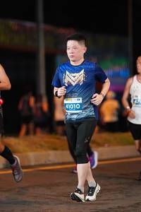 BIB: 9471, 41010
                            <button type="button" onclick="openModal(14617089)" class="btn btn-primary btn-sm float-right btn-popup" data-toggle="modal" data-target=".modal-high-quality">
                        <i class="fas fa-shopping-cart"></i> Add to Cart
                    </button>
                                            <button type="button" onclick="isThisMe(14617089, true)" class="btn btn-success btn-sm float-right btn-popup btn-isme hidden" data-toggle="tooltip" data-placement="bottom" title="นี่คือรูปของคุณใช่ไหม คลิกที่นี่เพื่อเอาเข้าอัลบั้ม">
                        <i class="fas fa-plus"></i> Add to album
                    </button>
                    <button type="button" onclick="isThisMe(14617089, false)" class="btn btn-warning btn-sm float-right btn-popup btn-isnotme hidden">
                        <i class="fas fa-ban"></i> Remove from album
                    </button>