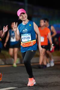 BIB: 43128
                            <button type="button" onclick="openModal(14603825)" class="btn btn-primary btn-sm float-right btn-popup" data-toggle="modal" data-target=".modal-high-quality">
                        <i class="fas fa-shopping-cart"></i> Add to Cart
                    </button>
                                            <button type="button" onclick="isThisMe(14603825, true)" class="btn btn-success btn-sm float-right btn-popup btn-isme hidden" data-toggle="tooltip" data-placement="bottom" title="นี่คือรูปของคุณใช่ไหม คลิกที่นี่เพื่อเอาเข้าอัลบั้ม">
                        <i class="fas fa-plus"></i> Add to album
                    </button>
                    <button type="button" onclick="isThisMe(14603825, false)" class="btn btn-warning btn-sm float-right btn-popup btn-isnotme hidden">
                        <i class="fas fa-ban"></i> Remove from album
                    </button>