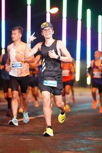 BIB: 40138
                            <button type="button" onclick="openModal(14539572)" class="btn btn-primary btn-sm float-right btn-popup" data-toggle="modal" data-target=".modal-high-quality">
                        <i class="fas fa-shopping-cart"></i> Add to Cart
                    </button>
                                            <button type="button" onclick="isThisMe(14539572, true)" class="btn btn-success btn-sm float-right btn-popup btn-isme hidden" data-toggle="tooltip" data-placement="bottom" title="นี่คือรูปของคุณใช่ไหม คลิกที่นี่เพื่อเอาเข้าอัลบั้ม">
                        <i class="fas fa-plus"></i> Add to album
                    </button>
                    <button type="button" onclick="isThisMe(14539572, false)" class="btn btn-warning btn-sm float-right btn-popup btn-isnotme hidden">
                        <i class="fas fa-ban"></i> Remove from album
                    </button>