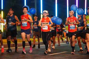 BIB: 4007, 1544, 423, 445
                            <button type="button" onclick="openModal(14579078)" class="btn btn-primary btn-sm float-right btn-popup" data-toggle="modal" data-target=".modal-high-quality">
                        <i class="fas fa-shopping-cart"></i> Add to Cart
                    </button>
                                            <button type="button" onclick="isThisMe(14579078, true)" class="btn btn-success btn-sm float-right btn-popup btn-isme hidden" data-toggle="tooltip" data-placement="bottom" title="นี่คือรูปของคุณใช่ไหม คลิกที่นี่เพื่อเอาเข้าอัลบั้ม">
                        <i class="fas fa-plus"></i> Add to album
                    </button>
                    <button type="button" onclick="isThisMe(14579078, false)" class="btn btn-warning btn-sm float-right btn-popup btn-isnotme hidden">
                        <i class="fas fa-ban"></i> Remove from album
                    </button>