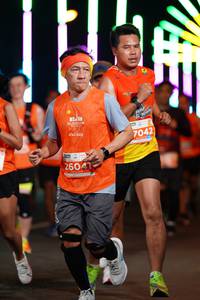 BIB: 7042
                            <button type="button" onclick="openModal(14697663)" class="btn btn-primary btn-sm float-right btn-popup" data-toggle="modal" data-target=".modal-high-quality">
                        <i class="fas fa-shopping-cart"></i> Add to Cart
                    </button>
                                            <button type="button" onclick="isThisMe(14697663, true)" class="btn btn-success btn-sm float-right btn-popup btn-isme hidden" data-toggle="tooltip" data-placement="bottom" title="นี่คือรูปของคุณใช่ไหม คลิกที่นี่เพื่อเอาเข้าอัลบั้ม">
                        <i class="fas fa-plus"></i> Add to album
                    </button>
                    <button type="button" onclick="isThisMe(14697663, false)" class="btn btn-warning btn-sm float-right btn-popup btn-isnotme hidden">
                        <i class="fas fa-ban"></i> Remove from album
                    </button>