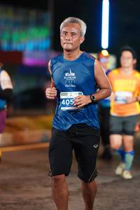 BIB: 021, 405
                            <button type="button" onclick="openModal(14650701)" class="btn btn-primary btn-sm float-right btn-popup" data-toggle="modal" data-target=".modal-high-quality">
                        <i class="fas fa-shopping-cart"></i> Add to Cart
                    </button>
                                            <button type="button" onclick="isThisMe(14650701, true)" class="btn btn-success btn-sm float-right btn-popup btn-isme hidden" data-toggle="tooltip" data-placement="bottom" title="นี่คือรูปของคุณใช่ไหม คลิกที่นี่เพื่อเอาเข้าอัลบั้ม">
                        <i class="fas fa-plus"></i> Add to album
                    </button>
                    <button type="button" onclick="isThisMe(14650701, false)" class="btn btn-warning btn-sm float-right btn-popup btn-isnotme hidden">
                        <i class="fas fa-ban"></i> Remove from album
                    </button>