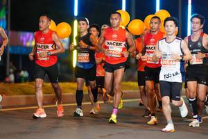 BIB: 26272, 20046, 100, 
                            <button type="button" onclick="openModal(14755807)" class="btn btn-primary btn-sm float-right btn-popup" data-toggle="modal" data-target=".modal-high-quality">
                        <i class="fas fa-shopping-cart"></i> Add to Cart
                    </button>
                                            <button type="button" onclick="isThisMe(14755807, true)" class="btn btn-success btn-sm float-right btn-popup btn-isme hidden" data-toggle="tooltip" data-placement="bottom" title="นี่คือรูปของคุณใช่ไหม คลิกที่นี่เพื่อเอาเข้าอัลบั้ม">
                        <i class="fas fa-plus"></i> Add to album
                    </button>
                    <button type="button" onclick="isThisMe(14755807, false)" class="btn btn-warning btn-sm float-right btn-popup btn-isnotme hidden">
                        <i class="fas fa-ban"></i> Remove from album
                    </button>