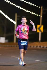 BIB: 46324
                            <button type="button" onclick="openModal(14980695)" class="btn btn-primary btn-sm float-right btn-popup" data-toggle="modal" data-target=".modal-high-quality">
                        <i class="fas fa-shopping-cart"></i> Add to Cart
                    </button>
                                            <button type="button" onclick="isThisMe(14980695, true)" class="btn btn-success btn-sm float-right btn-popup btn-isme hidden" data-toggle="tooltip" data-placement="bottom" title="นี่คือรูปของคุณใช่ไหม คลิกที่นี่เพื่อเอาเข้าอัลบั้ม">
                        <i class="fas fa-plus"></i> Add to album
                    </button>
                    <button type="button" onclick="isThisMe(14980695, false)" class="btn btn-warning btn-sm float-right btn-popup btn-isnotme hidden">
                        <i class="fas fa-ban"></i> Remove from album
                    </button>