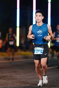 BIB: 202, 46204
                            <button type="button" onclick="openModal(14672290)" class="btn btn-primary btn-sm float-right btn-popup" data-toggle="modal" data-target=".modal-high-quality">
                        <i class="fas fa-shopping-cart"></i> Add to Cart
                    </button>
                                            <button type="button" onclick="isThisMe(14672290, true)" class="btn btn-success btn-sm float-right btn-popup btn-isme hidden" data-toggle="tooltip" data-placement="bottom" title="นี่คือรูปของคุณใช่ไหม คลิกที่นี่เพื่อเอาเข้าอัลบั้ม">
                        <i class="fas fa-plus"></i> Add to album
                    </button>
                    <button type="button" onclick="isThisMe(14672290, false)" class="btn btn-warning btn-sm float-right btn-popup btn-isnotme hidden">
                        <i class="fas fa-ban"></i> Remove from album
                    </button>