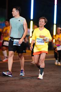 BIB: 42994, 4195
                            <button type="button" onclick="openModal(14646637)" class="btn btn-primary btn-sm float-right btn-popup" data-toggle="modal" data-target=".modal-high-quality">
                        <i class="fas fa-shopping-cart"></i> Add to Cart
                    </button>
                                            <button type="button" onclick="isThisMe(14646637, true)" class="btn btn-success btn-sm float-right btn-popup btn-isme hidden" data-toggle="tooltip" data-placement="bottom" title="นี่คือรูปของคุณใช่ไหม คลิกที่นี่เพื่อเอาเข้าอัลบั้ม">
                        <i class="fas fa-plus"></i> Add to album
                    </button>
                    <button type="button" onclick="isThisMe(14646637, false)" class="btn btn-warning btn-sm float-right btn-popup btn-isnotme hidden">
                        <i class="fas fa-ban"></i> Remove from album
                    </button>