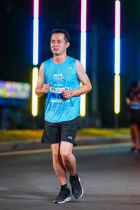 BIB: 102
                            <button type="button" onclick="openModal(15746888)" class="btn btn-primary btn-sm float-right btn-popup" data-toggle="modal" data-target=".modal-high-quality">
                        <i class="fas fa-shopping-cart"></i> Add to Cart
                    </button>
                                            <button type="button" onclick="isThisMe(15746888, true)" class="btn btn-success btn-sm float-right btn-popup btn-isme hidden" data-toggle="tooltip" data-placement="bottom" title="นี่คือรูปของคุณใช่ไหม คลิกที่นี่เพื่อเอาเข้าอัลบั้ม">
                        <i class="fas fa-plus"></i> Add to album
                    </button>
                    <button type="button" onclick="isThisMe(15746888, false)" class="btn btn-warning btn-sm float-right btn-popup btn-isnotme hidden">
                        <i class="fas fa-ban"></i> Remove from album
                    </button>
