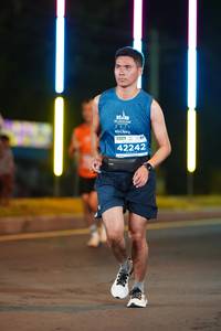 BIB: 201, 42242
                            <button type="button" onclick="openModal(14799332)" class="btn btn-primary btn-sm float-right btn-popup" data-toggle="modal" data-target=".modal-high-quality">
                        <i class="fas fa-shopping-cart"></i> Add to Cart
                    </button>
                                            <button type="button" onclick="isThisMe(14799332, true)" class="btn btn-success btn-sm float-right btn-popup btn-isme hidden" data-toggle="tooltip" data-placement="bottom" title="นี่คือรูปของคุณใช่ไหม คลิกที่นี่เพื่อเอาเข้าอัลบั้ม">
                        <i class="fas fa-plus"></i> Add to album
                    </button>
                    <button type="button" onclick="isThisMe(14799332, false)" class="btn btn-warning btn-sm float-right btn-popup btn-isnotme hidden">
                        <i class="fas fa-ban"></i> Remove from album
                    </button>