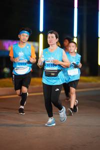BIB: 10273, 1035, 11762
                            <button type="button" onclick="openModal(14795776)" class="btn btn-primary btn-sm float-right btn-popup" data-toggle="modal" data-target=".modal-high-quality">
                        <i class="fas fa-shopping-cart"></i> Add to Cart
                    </button>
                                            <button type="button" onclick="isThisMe(14795776, true)" class="btn btn-success btn-sm float-right btn-popup btn-isme hidden" data-toggle="tooltip" data-placement="bottom" title="นี่คือรูปของคุณใช่ไหม คลิกที่นี่เพื่อเอาเข้าอัลบั้ม">
                        <i class="fas fa-plus"></i> Add to album
                    </button>
                    <button type="button" onclick="isThisMe(14795776, false)" class="btn btn-warning btn-sm float-right btn-popup btn-isnotme hidden">
                        <i class="fas fa-ban"></i> Remove from album
                    </button>