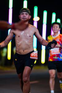 BIB: 205
                            <button type="button" onclick="openModal(15725088)" class="btn btn-primary btn-sm float-right btn-popup" data-toggle="modal" data-target=".modal-high-quality">
                        <i class="fas fa-shopping-cart"></i> Add to Cart
                    </button>
                                            <button type="button" onclick="isThisMe(15725088, true)" class="btn btn-success btn-sm float-right btn-popup btn-isme hidden" data-toggle="tooltip" data-placement="bottom" title="นี่คือรูปของคุณใช่ไหม คลิกที่นี่เพื่อเอาเข้าอัลบั้ม">
                        <i class="fas fa-plus"></i> Add to album
                    </button>
                    <button type="button" onclick="isThisMe(15725088, false)" class="btn btn-warning btn-sm float-right btn-popup btn-isnotme hidden">
                        <i class="fas fa-ban"></i> Remove from album
                    </button>