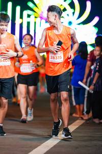 BIB: 3408, 28315, 2901
                            <button type="button" onclick="openModal(15724564)" class="btn btn-primary btn-sm float-right btn-popup" data-toggle="modal" data-target=".modal-high-quality">
                        <i class="fas fa-shopping-cart"></i> Add to Cart
                    </button>
                                            <button type="button" onclick="isThisMe(15724564, true)" class="btn btn-success btn-sm float-right btn-popup btn-isme hidden" data-toggle="tooltip" data-placement="bottom" title="นี่คือรูปของคุณใช่ไหม คลิกที่นี่เพื่อเอาเข้าอัลบั้ม">
                        <i class="fas fa-plus"></i> Add to album
                    </button>
                    <button type="button" onclick="isThisMe(15724564, false)" class="btn btn-warning btn-sm float-right btn-popup btn-isnotme hidden">
                        <i class="fas fa-ban"></i> Remove from album
                    </button>