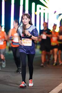 BIB: 28570
                            <button type="button" onclick="openModal(14855552)" class="btn btn-primary btn-sm float-right btn-popup" data-toggle="modal" data-target=".modal-high-quality">
                        <i class="fas fa-shopping-cart"></i> Add to Cart
                    </button>
                                            <button type="button" onclick="isThisMe(14855552, true)" class="btn btn-success btn-sm float-right btn-popup btn-isme hidden" data-toggle="tooltip" data-placement="bottom" title="นี่คือรูปของคุณใช่ไหม คลิกที่นี่เพื่อเอาเข้าอัลบั้ม">
                        <i class="fas fa-plus"></i> Add to album
                    </button>
                    <button type="button" onclick="isThisMe(14855552, false)" class="btn btn-warning btn-sm float-right btn-popup btn-isnotme hidden">
                        <i class="fas fa-ban"></i> Remove from album
                    </button>