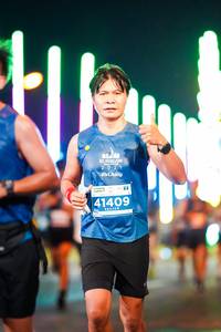 BIB: 2021, 41409
                            <button type="button" onclick="openModal(15701062)" class="btn btn-primary btn-sm float-right btn-popup" data-toggle="modal" data-target=".modal-high-quality">
                        <i class="fas fa-shopping-cart"></i> Add to Cart
                    </button>
                                            <button type="button" onclick="isThisMe(15701062, true)" class="btn btn-success btn-sm float-right btn-popup btn-isme hidden" data-toggle="tooltip" data-placement="bottom" title="นี่คือรูปของคุณใช่ไหม คลิกที่นี่เพื่อเอาเข้าอัลบั้ม">
                        <i class="fas fa-plus"></i> Add to album
                    </button>
                    <button type="button" onclick="isThisMe(15701062, false)" class="btn btn-warning btn-sm float-right btn-popup btn-isnotme hidden">
                        <i class="fas fa-ban"></i> Remove from album
                    </button>