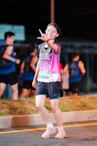 BIB: 42929
                            <button type="button" onclick="openModal(15713773)" class="btn btn-primary btn-sm float-right btn-popup" data-toggle="modal" data-target=".modal-high-quality">
                        <i class="fas fa-shopping-cart"></i> Add to Cart
                    </button>
                                            <button type="button" onclick="isThisMe(15713773, true)" class="btn btn-success btn-sm float-right btn-popup btn-isme hidden" data-toggle="tooltip" data-placement="bottom" title="นี่คือรูปของคุณใช่ไหม คลิกที่นี่เพื่อเอาเข้าอัลบั้ม">
                        <i class="fas fa-plus"></i> Add to album
                    </button>
                    <button type="button" onclick="isThisMe(15713773, false)" class="btn btn-warning btn-sm float-right btn-popup btn-isnotme hidden">
                        <i class="fas fa-ban"></i> Remove from album
                    </button>