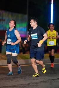 BIB: 46194, 47894
                            <button type="button" onclick="openModal(14650334)" class="btn btn-primary btn-sm float-right btn-popup" data-toggle="modal" data-target=".modal-high-quality">
                        <i class="fas fa-shopping-cart"></i> Add to Cart
                    </button>
                                            <button type="button" onclick="isThisMe(14650334, true)" class="btn btn-success btn-sm float-right btn-popup btn-isme hidden" data-toggle="tooltip" data-placement="bottom" title="นี่คือรูปของคุณใช่ไหม คลิกที่นี่เพื่อเอาเข้าอัลบั้ม">
                        <i class="fas fa-plus"></i> Add to album
                    </button>
                    <button type="button" onclick="isThisMe(14650334, false)" class="btn btn-warning btn-sm float-right btn-popup btn-isnotme hidden">
                        <i class="fas fa-ban"></i> Remove from album
                    </button>