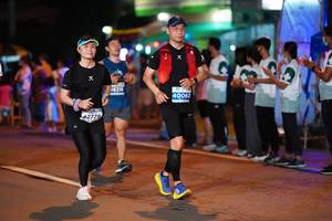 BIB: 16315, 40060, 42779
                            <button type="button" onclick="openModal(14664298)" class="btn btn-primary btn-sm float-right btn-popup" data-toggle="modal" data-target=".modal-high-quality">
                        <i class="fas fa-shopping-cart"></i> Add to Cart
                    </button>
                                            <button type="button" onclick="isThisMe(14664298, true)" class="btn btn-success btn-sm float-right btn-popup btn-isme hidden" data-toggle="tooltip" data-placement="bottom" title="นี่คือรูปของคุณใช่ไหม คลิกที่นี่เพื่อเอาเข้าอัลบั้ม">
                        <i class="fas fa-plus"></i> Add to album
                    </button>
                    <button type="button" onclick="isThisMe(14664298, false)" class="btn btn-warning btn-sm float-right btn-popup btn-isnotme hidden">
                        <i class="fas fa-ban"></i> Remove from album
                    </button>