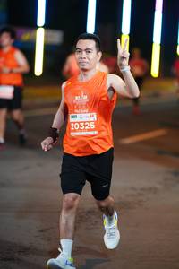 BIB: 2021, 20325
                            <button type="button" onclick="openModal(14671225)" class="btn btn-primary btn-sm float-right btn-popup" data-toggle="modal" data-target=".modal-high-quality">
                        <i class="fas fa-shopping-cart"></i> Add to Cart
                    </button>
                                            <button type="button" onclick="isThisMe(14671225, true)" class="btn btn-success btn-sm float-right btn-popup btn-isme hidden" data-toggle="tooltip" data-placement="bottom" title="นี่คือรูปของคุณใช่ไหม คลิกที่นี่เพื่อเอาเข้าอัลบั้ม">
                        <i class="fas fa-plus"></i> Add to album
                    </button>
                    <button type="button" onclick="isThisMe(14671225, false)" class="btn btn-warning btn-sm float-right btn-popup btn-isnotme hidden">
                        <i class="fas fa-ban"></i> Remove from album
                    </button>