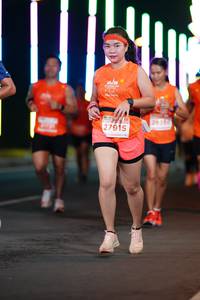 BIB: 386, 27915
                            <button type="button" onclick="openModal(14685364)" class="btn btn-primary btn-sm float-right btn-popup" data-toggle="modal" data-target=".modal-high-quality">
                        <i class="fas fa-shopping-cart"></i> Add to Cart
                    </button>
                                            <button type="button" onclick="isThisMe(14685364, true)" class="btn btn-success btn-sm float-right btn-popup btn-isme hidden" data-toggle="tooltip" data-placement="bottom" title="นี่คือรูปของคุณใช่ไหม คลิกที่นี่เพื่อเอาเข้าอัลบั้ม">
                        <i class="fas fa-plus"></i> Add to album
                    </button>
                    <button type="button" onclick="isThisMe(14685364, false)" class="btn btn-warning btn-sm float-right btn-popup btn-isnotme hidden">
                        <i class="fas fa-ban"></i> Remove from album
                    </button>