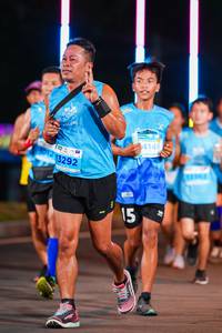BIB: 4146, 012, 13292
                            <button type="button" onclick="openModal(15740705)" class="btn btn-primary btn-sm float-right btn-popup" data-toggle="modal" data-target=".modal-high-quality">
                        <i class="fas fa-shopping-cart"></i> Add to Cart
                    </button>
                                            <button type="button" onclick="isThisMe(15740705, true)" class="btn btn-success btn-sm float-right btn-popup btn-isme hidden" data-toggle="tooltip" data-placement="bottom" title="นี่คือรูปของคุณใช่ไหม คลิกที่นี่เพื่อเอาเข้าอัลบั้ม">
                        <i class="fas fa-plus"></i> Add to album
                    </button>
                    <button type="button" onclick="isThisMe(15740705, false)" class="btn btn-warning btn-sm float-right btn-popup btn-isnotme hidden">
                        <i class="fas fa-ban"></i> Remove from album
                    </button>