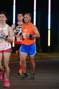 BIB: 265, 250, 8906
                            <button type="button" onclick="openModal(14786232)" class="btn btn-primary btn-sm float-right btn-popup" data-toggle="modal" data-target=".modal-high-quality">
                        <i class="fas fa-shopping-cart"></i> Add to Cart
                    </button>
                                            <button type="button" onclick="isThisMe(14786232, true)" class="btn btn-success btn-sm float-right btn-popup btn-isme hidden" data-toggle="tooltip" data-placement="bottom" title="นี่คือรูปของคุณใช่ไหม คลิกที่นี่เพื่อเอาเข้าอัลบั้ม">
                        <i class="fas fa-plus"></i> Add to album
                    </button>
                    <button type="button" onclick="isThisMe(14786232, false)" class="btn btn-warning btn-sm float-right btn-popup btn-isnotme hidden">
                        <i class="fas fa-ban"></i> Remove from album
                    </button>