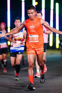 BIB: 202, 27357
                            <button type="button" onclick="openModal(15728221)" class="btn btn-primary btn-sm float-right btn-popup" data-toggle="modal" data-target=".modal-high-quality">
                        <i class="fas fa-shopping-cart"></i> Add to Cart
                    </button>
                                            <button type="button" onclick="isThisMe(15728221, true)" class="btn btn-success btn-sm float-right btn-popup btn-isme hidden" data-toggle="tooltip" data-placement="bottom" title="นี่คือรูปของคุณใช่ไหม คลิกที่นี่เพื่อเอาเข้าอัลบั้ม">
                        <i class="fas fa-plus"></i> Add to album
                    </button>
                    <button type="button" onclick="isThisMe(15728221, false)" class="btn btn-warning btn-sm float-right btn-popup btn-isnotme hidden">
                        <i class="fas fa-ban"></i> Remove from album
                    </button>