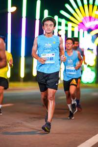 BIB: 281, 1026
                            <button type="button" onclick="openModal(15754337)" class="btn btn-primary btn-sm float-right btn-popup" data-toggle="modal" data-target=".modal-high-quality">
                        <i class="fas fa-shopping-cart"></i> Add to Cart
                    </button>
                                            <button type="button" onclick="isThisMe(15754337, true)" class="btn btn-success btn-sm float-right btn-popup btn-isme hidden" data-toggle="tooltip" data-placement="bottom" title="นี่คือรูปของคุณใช่ไหม คลิกที่นี่เพื่อเอาเข้าอัลบั้ม">
                        <i class="fas fa-plus"></i> Add to album
                    </button>
                    <button type="button" onclick="isThisMe(15754337, false)" class="btn btn-warning btn-sm float-right btn-popup btn-isnotme hidden">
                        <i class="fas fa-ban"></i> Remove from album
                    </button>