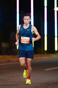 BIB: 21913
                            <button type="button" onclick="openModal(14739516)" class="btn btn-primary btn-sm float-right btn-popup" data-toggle="modal" data-target=".modal-high-quality">
                        <i class="fas fa-shopping-cart"></i> Add to Cart
                    </button>
                                            <button type="button" onclick="isThisMe(14739516, true)" class="btn btn-success btn-sm float-right btn-popup btn-isme hidden" data-toggle="tooltip" data-placement="bottom" title="นี่คือรูปของคุณใช่ไหม คลิกที่นี่เพื่อเอาเข้าอัลบั้ม">
                        <i class="fas fa-plus"></i> Add to album
                    </button>
                    <button type="button" onclick="isThisMe(14739516, false)" class="btn btn-warning btn-sm float-right btn-popup btn-isnotme hidden">
                        <i class="fas fa-ban"></i> Remove from album
                    </button>