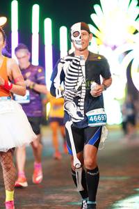 BIB: 46697
                            <button type="button" onclick="openModal(14556924)" class="btn btn-primary btn-sm float-right btn-popup" data-toggle="modal" data-target=".modal-high-quality">
                        <i class="fas fa-shopping-cart"></i> Add to Cart
                    </button>
                                            <button type="button" onclick="isThisMe(14556924, true)" class="btn btn-success btn-sm float-right btn-popup btn-isme hidden" data-toggle="tooltip" data-placement="bottom" title="นี่คือรูปของคุณใช่ไหม คลิกที่นี่เพื่อเอาเข้าอัลบั้ม">
                        <i class="fas fa-plus"></i> Add to album
                    </button>
                    <button type="button" onclick="isThisMe(14556924, false)" class="btn btn-warning btn-sm float-right btn-popup btn-isnotme hidden">
                        <i class="fas fa-ban"></i> Remove from album
                    </button>