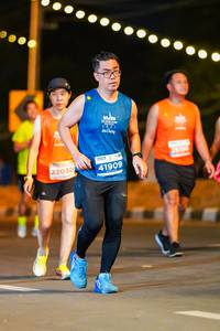 BIB: 221, 25100, 23030, 41909
                            <button type="button" onclick="openModal(15773171)" class="btn btn-primary btn-sm float-right btn-popup" data-toggle="modal" data-target=".modal-high-quality">
                        <i class="fas fa-shopping-cart"></i> Add to Cart
                    </button>
                                            <button type="button" onclick="isThisMe(15773171, true)" class="btn btn-success btn-sm float-right btn-popup btn-isme hidden" data-toggle="tooltip" data-placement="bottom" title="นี่คือรูปของคุณใช่ไหม คลิกที่นี่เพื่อเอาเข้าอัลบั้ม">
                        <i class="fas fa-plus"></i> Add to album
                    </button>
                    <button type="button" onclick="isThisMe(15773171, false)" class="btn btn-warning btn-sm float-right btn-popup btn-isnotme hidden">
                        <i class="fas fa-ban"></i> Remove from album
                    </button>