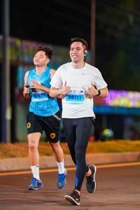 BIB: 0571, 88111
                            <button type="button" onclick="openModal(15755754)" class="btn btn-primary btn-sm float-right btn-popup" data-toggle="modal" data-target=".modal-high-quality">
                        <i class="fas fa-shopping-cart"></i> Add to Cart
                    </button>
                                            <button type="button" onclick="isThisMe(15755754, true)" class="btn btn-success btn-sm float-right btn-popup btn-isme hidden" data-toggle="tooltip" data-placement="bottom" title="นี่คือรูปของคุณใช่ไหม คลิกที่นี่เพื่อเอาเข้าอัลบั้ม">
                        <i class="fas fa-plus"></i> Add to album
                    </button>
                    <button type="button" onclick="isThisMe(15755754, false)" class="btn btn-warning btn-sm float-right btn-popup btn-isnotme hidden">
                        <i class="fas fa-ban"></i> Remove from album
                    </button>