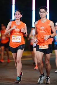 BIB: 202, 28019
                            <button type="button" onclick="openModal(14688955)" class="btn btn-primary btn-sm float-right btn-popup" data-toggle="modal" data-target=".modal-high-quality">
                        <i class="fas fa-shopping-cart"></i> Add to Cart
                    </button>
                                            <button type="button" onclick="isThisMe(14688955, true)" class="btn btn-success btn-sm float-right btn-popup btn-isme hidden" data-toggle="tooltip" data-placement="bottom" title="นี่คือรูปของคุณใช่ไหม คลิกที่นี่เพื่อเอาเข้าอัลบั้ม">
                        <i class="fas fa-plus"></i> Add to album
                    </button>
                    <button type="button" onclick="isThisMe(14688955, false)" class="btn btn-warning btn-sm float-right btn-popup btn-isnotme hidden">
                        <i class="fas fa-ban"></i> Remove from album
                    </button>