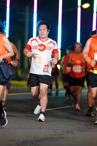 BIB: 2070
                            <button type="button" onclick="openModal(14714742)" class="btn btn-primary btn-sm float-right btn-popup" data-toggle="modal" data-target=".modal-high-quality">
                        <i class="fas fa-shopping-cart"></i> Add to Cart
                    </button>
                                            <button type="button" onclick="isThisMe(14714742, true)" class="btn btn-success btn-sm float-right btn-popup btn-isme hidden" data-toggle="tooltip" data-placement="bottom" title="นี่คือรูปของคุณใช่ไหม คลิกที่นี่เพื่อเอาเข้าอัลบั้ม">
                        <i class="fas fa-plus"></i> Add to album
                    </button>
                    <button type="button" onclick="isThisMe(14714742, false)" class="btn btn-warning btn-sm float-right btn-popup btn-isnotme hidden">
                        <i class="fas fa-ban"></i> Remove from album
                    </button>