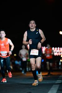 BIB: 2216, 26355
                            <button type="button" onclick="openModal(13803176)" class="btn btn-primary btn-sm float-right btn-popup" data-toggle="modal" data-target=".modal-high-quality">
                        <i class="fas fa-shopping-cart"></i> Add to Cart
                    </button>
                                            <button type="button" onclick="isThisMe(13803176, true)" class="btn btn-success btn-sm float-right btn-popup btn-isme hidden" data-toggle="tooltip" data-placement="bottom" title="นี่คือรูปของคุณใช่ไหม คลิกที่นี่เพื่อเอาเข้าอัลบั้ม">
                        <i class="fas fa-plus"></i> Add to album
                    </button>
                    <button type="button" onclick="isThisMe(13803176, false)" class="btn btn-warning btn-sm float-right btn-popup btn-isnotme hidden">
                        <i class="fas fa-ban"></i> Remove from album
                    </button>