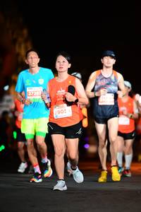 BIB: 2728, 2905
                            <button type="button" onclick="openModal(13803298)" class="btn btn-primary btn-sm float-right btn-popup" data-toggle="modal" data-target=".modal-high-quality">
                        <i class="fas fa-shopping-cart"></i> Add to Cart
                    </button>
                                            <button type="button" onclick="isThisMe(13803298, true)" class="btn btn-success btn-sm float-right btn-popup btn-isme hidden" data-toggle="tooltip" data-placement="bottom" title="นี่คือรูปของคุณใช่ไหม คลิกที่นี่เพื่อเอาเข้าอัลบั้ม">
                        <i class="fas fa-plus"></i> Add to album
                    </button>
                    <button type="button" onclick="isThisMe(13803298, false)" class="btn btn-warning btn-sm float-right btn-popup btn-isnotme hidden">
                        <i class="fas fa-ban"></i> Remove from album
                    </button>