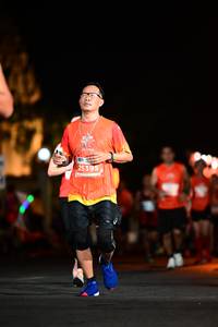 BIB: 25395
                            <button type="button" onclick="openModal(13807704)" class="btn btn-primary btn-sm float-right btn-popup" data-toggle="modal" data-target=".modal-high-quality">
                        <i class="fas fa-shopping-cart"></i> Add to Cart
                    </button>
                                            <button type="button" onclick="isThisMe(13807704, true)" class="btn btn-success btn-sm float-right btn-popup btn-isme hidden" data-toggle="tooltip" data-placement="bottom" title="นี่คือรูปของคุณใช่ไหม คลิกที่นี่เพื่อเอาเข้าอัลบั้ม">
                        <i class="fas fa-plus"></i> Add to album
                    </button>
                    <button type="button" onclick="isThisMe(13807704, false)" class="btn btn-warning btn-sm float-right btn-popup btn-isnotme hidden">
                        <i class="fas fa-ban"></i> Remove from album
                    </button>