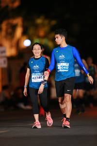 BIB: 40040, 42746
                            <button type="button" onclick="openModal(13881624)" class="btn btn-primary btn-sm float-right btn-popup" data-toggle="modal" data-target=".modal-high-quality">
                        <i class="fas fa-shopping-cart"></i> Add to Cart
                    </button>
                                            <button type="button" onclick="isThisMe(13881624, true)" class="btn btn-success btn-sm float-right btn-popup btn-isme hidden" data-toggle="tooltip" data-placement="bottom" title="นี่คือรูปของคุณใช่ไหม คลิกที่นี่เพื่อเอาเข้าอัลบั้ม">
                        <i class="fas fa-plus"></i> Add to album
                    </button>
                    <button type="button" onclick="isThisMe(13881624, false)" class="btn btn-warning btn-sm float-right btn-popup btn-isnotme hidden">
                        <i class="fas fa-ban"></i> Remove from album
                    </button>