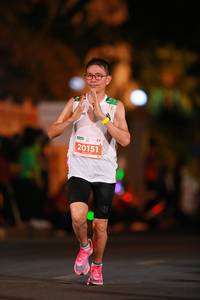 BIB: 20151
                            <button type="button" onclick="openModal(13918438)" class="btn btn-primary btn-sm float-right btn-popup" data-toggle="modal" data-target=".modal-high-quality">
                        <i class="fas fa-shopping-cart"></i> Add to Cart
                    </button>
                                            <button type="button" onclick="isThisMe(13918438, true)" class="btn btn-success btn-sm float-right btn-popup btn-isme hidden" data-toggle="tooltip" data-placement="bottom" title="นี่คือรูปของคุณใช่ไหม คลิกที่นี่เพื่อเอาเข้าอัลบั้ม">
                        <i class="fas fa-plus"></i> Add to album
                    </button>
                    <button type="button" onclick="isThisMe(13918438, false)" class="btn btn-warning btn-sm float-right btn-popup btn-isnotme hidden">
                        <i class="fas fa-ban"></i> Remove from album
                    </button>