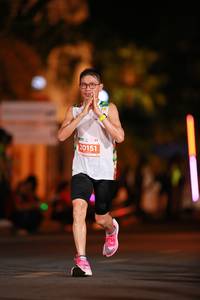 BIB: 20151
                            <button type="button" onclick="openModal(13918443)" class="btn btn-primary btn-sm float-right btn-popup" data-toggle="modal" data-target=".modal-high-quality">
                        <i class="fas fa-shopping-cart"></i> Add to Cart
                    </button>
                                            <button type="button" onclick="isThisMe(13918443, true)" class="btn btn-success btn-sm float-right btn-popup btn-isme hidden" data-toggle="tooltip" data-placement="bottom" title="นี่คือรูปของคุณใช่ไหม คลิกที่นี่เพื่อเอาเข้าอัลบั้ม">
                        <i class="fas fa-plus"></i> Add to album
                    </button>
                    <button type="button" onclick="isThisMe(13918443, false)" class="btn btn-warning btn-sm float-right btn-popup btn-isnotme hidden">
                        <i class="fas fa-ban"></i> Remove from album
                    </button>