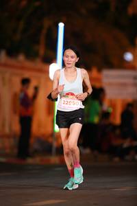 BIB: 22950
                            <button type="button" onclick="openModal(13917566)" class="btn btn-primary btn-sm float-right btn-popup" data-toggle="modal" data-target=".modal-high-quality">
                        <i class="fas fa-shopping-cart"></i> Add to Cart
                    </button>
                                            <button type="button" onclick="isThisMe(13917566, true)" class="btn btn-success btn-sm float-right btn-popup btn-isme hidden" data-toggle="tooltip" data-placement="bottom" title="นี่คือรูปของคุณใช่ไหม คลิกที่นี่เพื่อเอาเข้าอัลบั้ม">
                        <i class="fas fa-plus"></i> Add to album
                    </button>
                    <button type="button" onclick="isThisMe(13917566, false)" class="btn btn-warning btn-sm float-right btn-popup btn-isnotme hidden">
                        <i class="fas fa-ban"></i> Remove from album
                    </button>