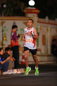 BIB: 21928
                            <button type="button" onclick="openModal(13911894)" class="btn btn-primary btn-sm float-right btn-popup" data-toggle="modal" data-target=".modal-high-quality">
                        <i class="fas fa-shopping-cart"></i> Add to Cart
                    </button>
                                            <button type="button" onclick="isThisMe(13911894, true)" class="btn btn-success btn-sm float-right btn-popup btn-isme hidden" data-toggle="tooltip" data-placement="bottom" title="นี่คือรูปของคุณใช่ไหม คลิกที่นี่เพื่อเอาเข้าอัลบั้ม">
                        <i class="fas fa-plus"></i> Add to album
                    </button>
                    <button type="button" onclick="isThisMe(13911894, false)" class="btn btn-warning btn-sm float-right btn-popup btn-isnotme hidden">
                        <i class="fas fa-ban"></i> Remove from album
                    </button>