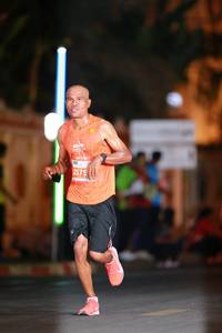 BIB: 2575
                            <button type="button" onclick="openModal(13914177)" class="btn btn-primary btn-sm float-right btn-popup" data-toggle="modal" data-target=".modal-high-quality">
                        <i class="fas fa-shopping-cart"></i> Add to Cart
                    </button>
                                            <button type="button" onclick="isThisMe(13914177, true)" class="btn btn-success btn-sm float-right btn-popup btn-isme hidden" data-toggle="tooltip" data-placement="bottom" title="นี่คือรูปของคุณใช่ไหม คลิกที่นี่เพื่อเอาเข้าอัลบั้ม">
                        <i class="fas fa-plus"></i> Add to album
                    </button>
                    <button type="button" onclick="isThisMe(13914177, false)" class="btn btn-warning btn-sm float-right btn-popup btn-isnotme hidden">
                        <i class="fas fa-ban"></i> Remove from album
                    </button>