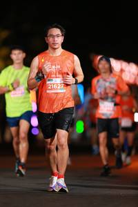 BIB: 21627, 
                            <button type="button" onclick="openModal(13936968)" class="btn btn-primary btn-sm float-right btn-popup" data-toggle="modal" data-target=".modal-high-quality">
                        <i class="fas fa-shopping-cart"></i> Add to Cart
                    </button>
                                            <button type="button" onclick="isThisMe(13936968, true)" class="btn btn-success btn-sm float-right btn-popup btn-isme hidden" data-toggle="tooltip" data-placement="bottom" title="นี่คือรูปของคุณใช่ไหม คลิกที่นี่เพื่อเอาเข้าอัลบั้ม">
                        <i class="fas fa-plus"></i> Add to album
                    </button>
                    <button type="button" onclick="isThisMe(13936968, false)" class="btn btn-warning btn-sm float-right btn-popup btn-isnotme hidden">
                        <i class="fas fa-ban"></i> Remove from album
                    </button>
