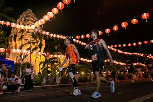 BIB: 1223
                            <button type="button" onclick="openModal(15011660)" class="btn btn-primary btn-sm float-right btn-popup" data-toggle="modal" data-target=".modal-high-quality">
                        <i class="fas fa-shopping-cart"></i> Add to Cart
                    </button>
                                            <button type="button" onclick="isThisMe(15011660, true)" class="btn btn-success btn-sm float-right btn-popup btn-isme hidden" data-toggle="tooltip" data-placement="bottom" title="นี่คือรูปของคุณใช่ไหม คลิกที่นี่เพื่อเอาเข้าอัลบั้ม">
                        <i class="fas fa-plus"></i> Add to album
                    </button>
                    <button type="button" onclick="isThisMe(15011660, false)" class="btn btn-warning btn-sm float-right btn-popup btn-isnotme hidden">
                        <i class="fas fa-ban"></i> Remove from album
                    </button>