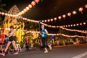 BIB: 0909
                            <button type="button" onclick="openModal(15130710)" class="btn btn-primary btn-sm float-right btn-popup" data-toggle="modal" data-target=".modal-high-quality">
                        <i class="fas fa-shopping-cart"></i> Add to Cart
                    </button>
                                            <button type="button" onclick="isThisMe(15130710, true)" class="btn btn-success btn-sm float-right btn-popup btn-isme hidden" data-toggle="tooltip" data-placement="bottom" title="นี่คือรูปของคุณใช่ไหม คลิกที่นี่เพื่อเอาเข้าอัลบั้ม">
                        <i class="fas fa-plus"></i> Add to album
                    </button>
                    <button type="button" onclick="isThisMe(15130710, false)" class="btn btn-warning btn-sm float-right btn-popup btn-isnotme hidden">
                        <i class="fas fa-ban"></i> Remove from album
                    </button>