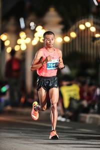 BIB: 7641
                            <button type="button" onclick="openModal(14871759)" class="btn btn-primary btn-sm float-right btn-popup" data-toggle="modal" data-target=".modal-high-quality">
                        <i class="fas fa-shopping-cart"></i> Add to Cart
                    </button>
                                            <button type="button" onclick="isThisMe(14871759, true)" class="btn btn-success btn-sm float-right btn-popup btn-isme hidden" data-toggle="tooltip" data-placement="bottom" title="นี่คือรูปของคุณใช่ไหม คลิกที่นี่เพื่อเอาเข้าอัลบั้ม">
                        <i class="fas fa-plus"></i> Add to album
                    </button>
                    <button type="button" onclick="isThisMe(14871759, false)" class="btn btn-warning btn-sm float-right btn-popup btn-isnotme hidden">
                        <i class="fas fa-ban"></i> Remove from album
                    </button>