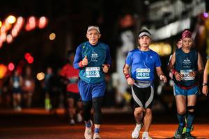 BIB: 4222, 46015, 430
                            <button type="button" onclick="openModal(14533825)" class="btn btn-primary btn-sm float-right btn-popup" data-toggle="modal" data-target=".modal-high-quality">
                        <i class="fas fa-shopping-cart"></i> Add to Cart
                    </button>
                                            <button type="button" onclick="isThisMe(14533825, true)" class="btn btn-success btn-sm float-right btn-popup btn-isme hidden" data-toggle="tooltip" data-placement="bottom" title="นี่คือรูปของคุณใช่ไหม คลิกที่นี่เพื่อเอาเข้าอัลบั้ม">
                        <i class="fas fa-plus"></i> Add to album
                    </button>
                    <button type="button" onclick="isThisMe(14533825, false)" class="btn btn-warning btn-sm float-right btn-popup btn-isnotme hidden">
                        <i class="fas fa-ban"></i> Remove from album
                    </button>